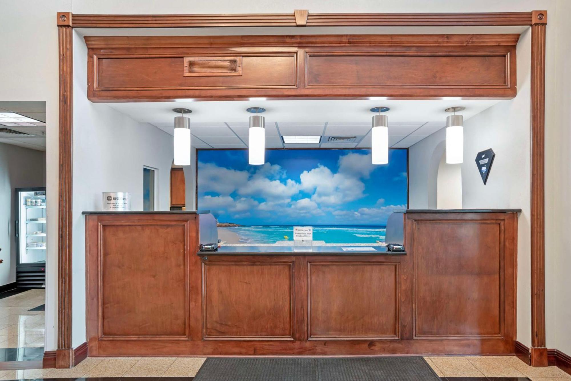 Best Western Plus Blue Angel Inn Pensacola Dış mekan fotoğraf
